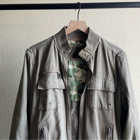 Forever 21 jacket. - Picture 2 of 5
